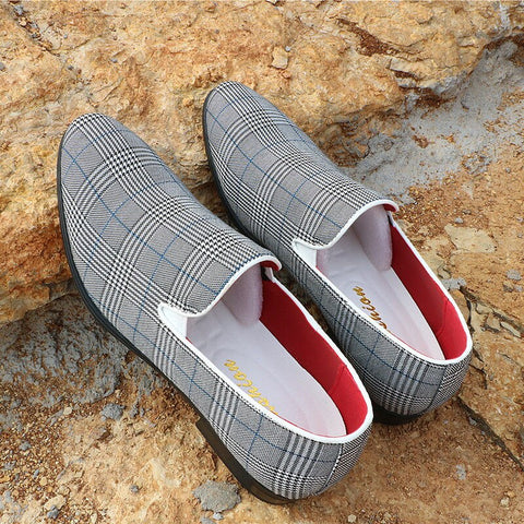Men Casual Shoes Slip on High Quality